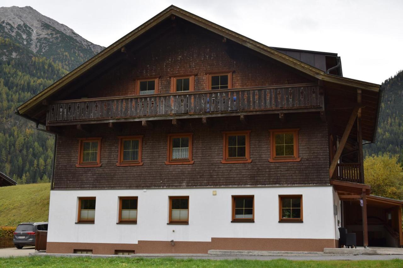 Ferienwohnung Gapp Elbigenalp Exterior photo