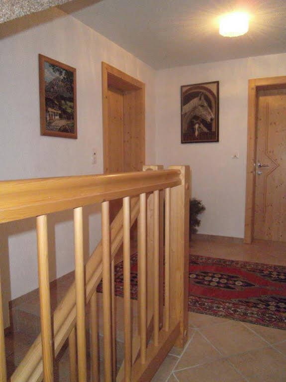 Ferienwohnung Gapp Elbigenalp Exterior photo
