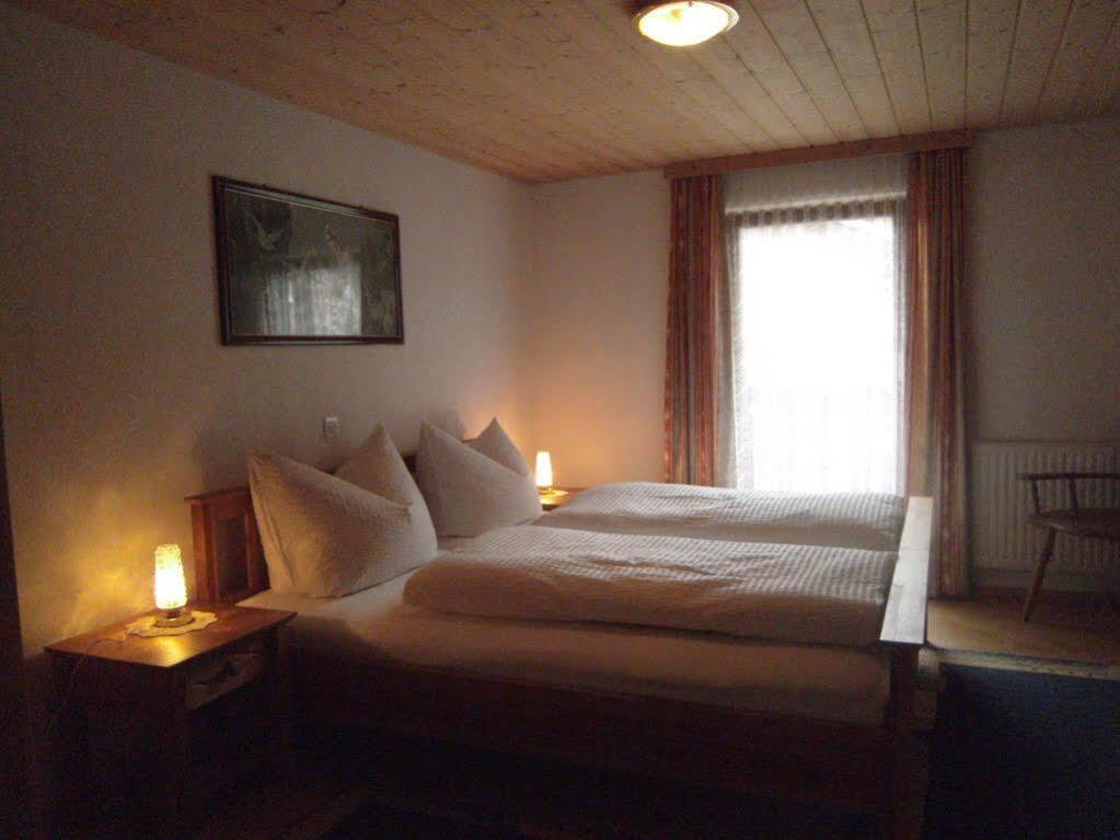 Ferienwohnung Gapp Elbigenalp Exterior photo